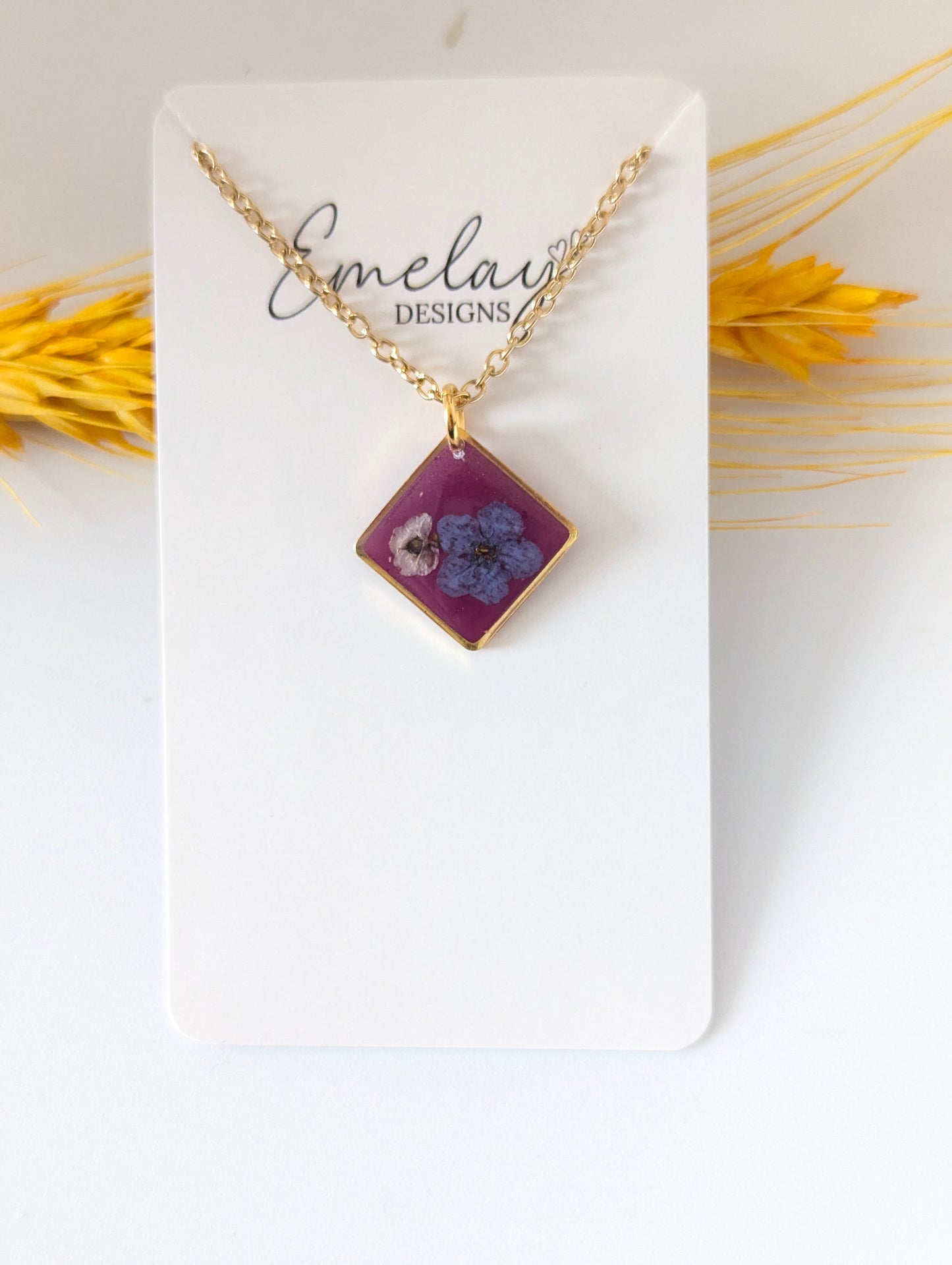 Floral necklace