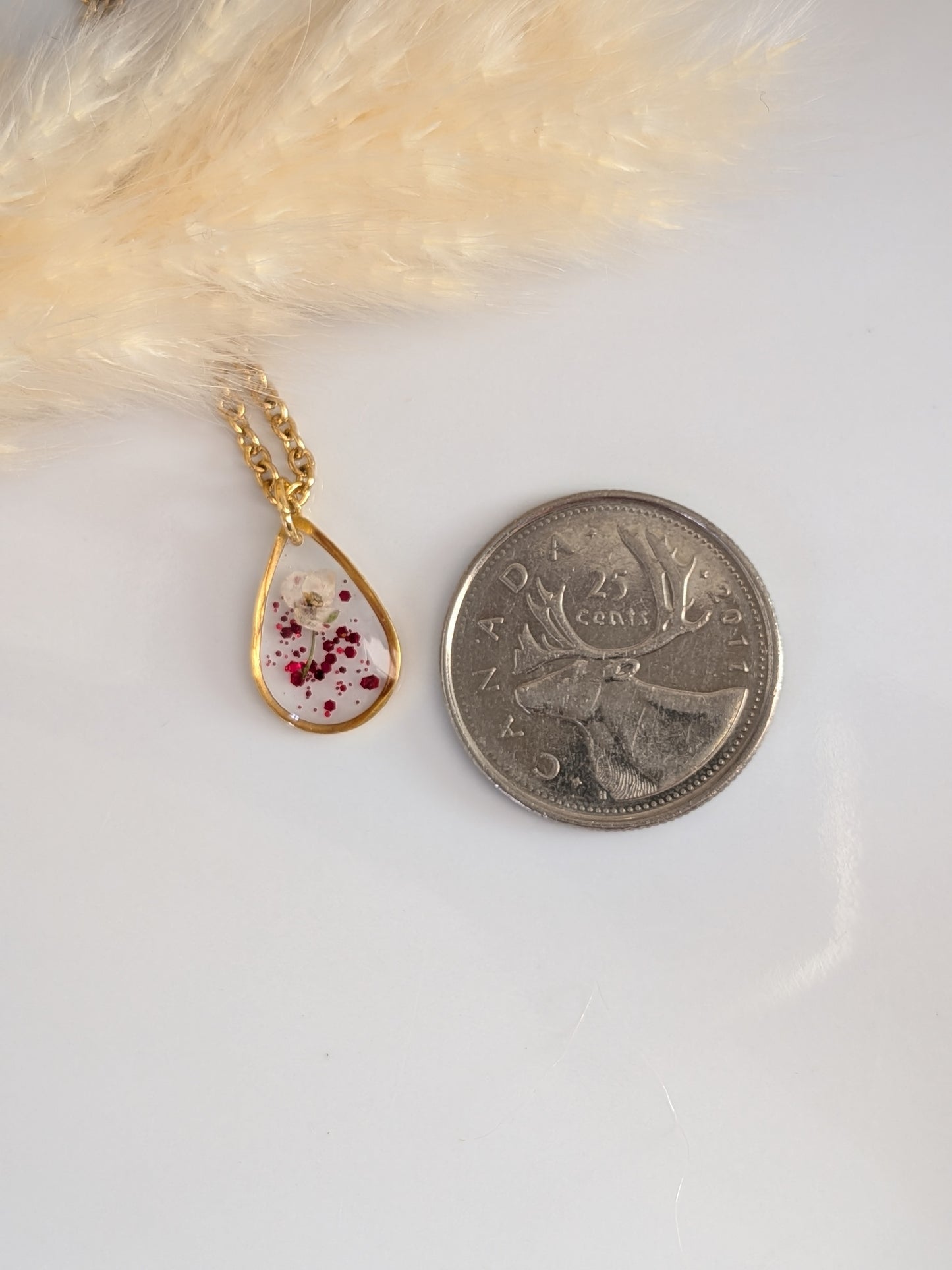 Red glitter with white floral