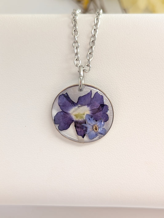 Blue floral pendant