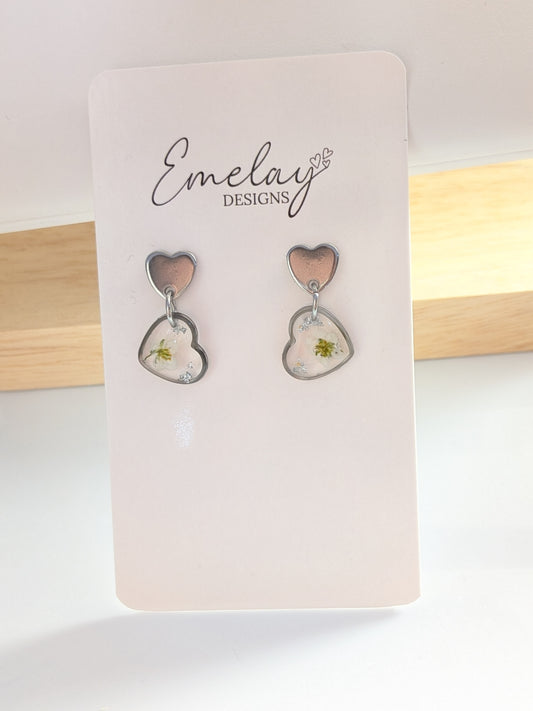 Heart floral earrings
